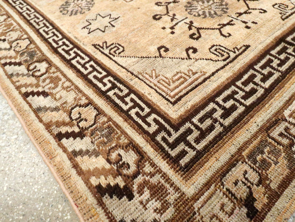 Antique East Turkestan Khotan Rug, No.17128 - Staging