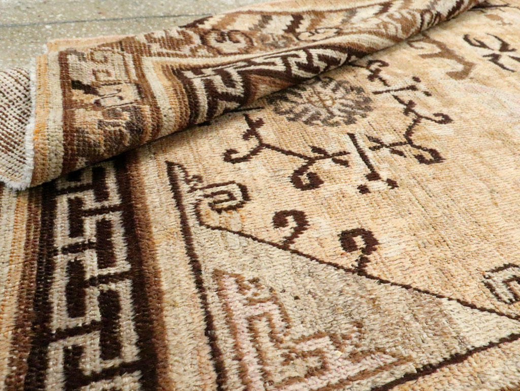 Antique East Turkestan Khotan Rug, No.17128 - Staging
