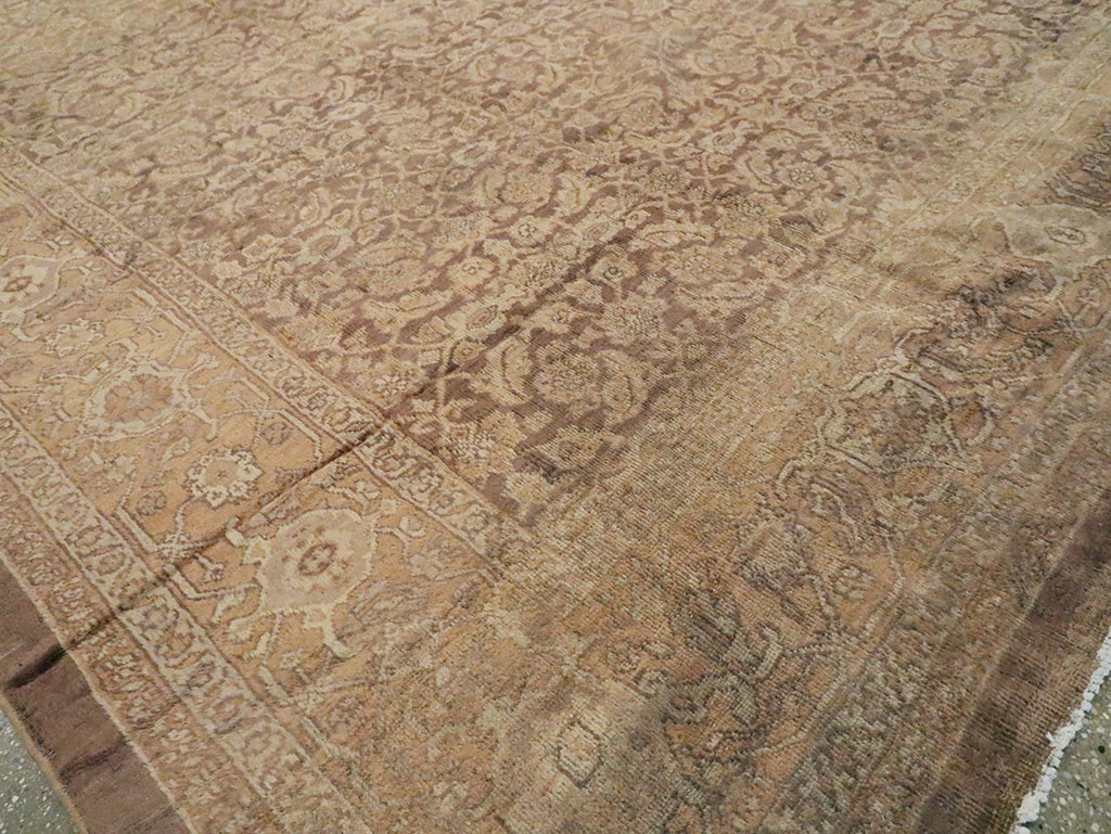 Antique Persian Mahal Carpet, No.17130 - Staging