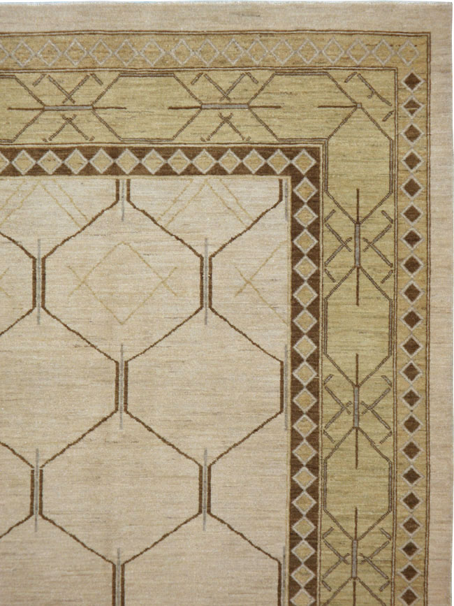 Vintage Persian Tabriz Modernist Carpet, No.17156 - Staging