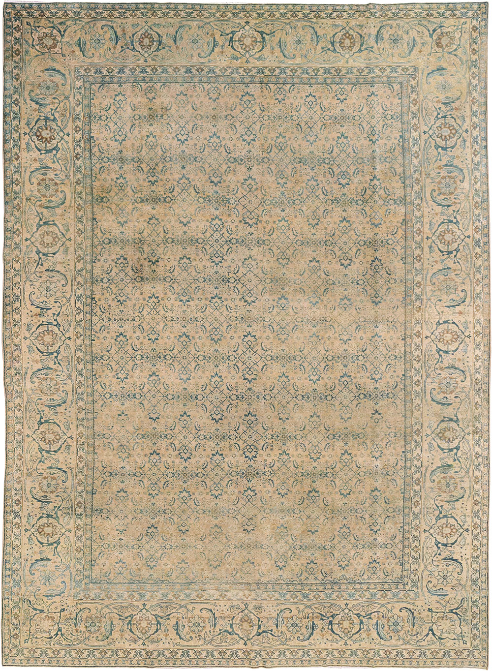 Antique Persian Tabriz Carpet, No.17171 - Staging