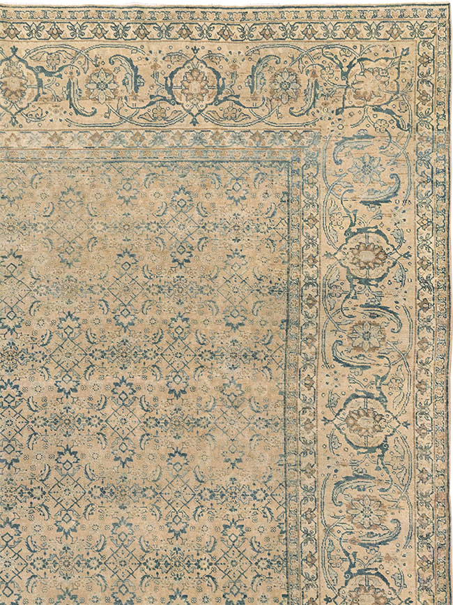 Antique Persian Tabriz Carpet, No.17171 - Staging
