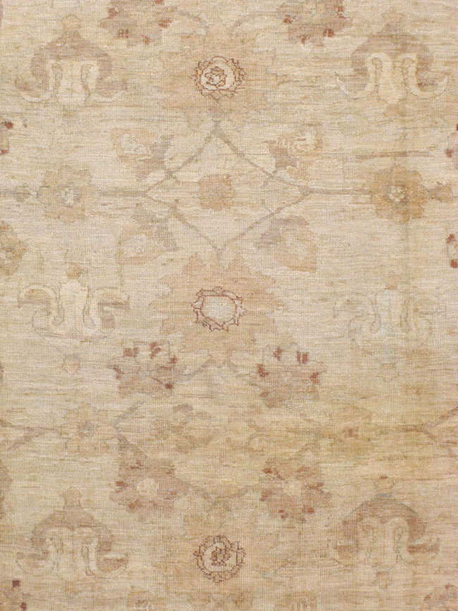 Antique Persian Mahal Carpet, No.17174 - Staging