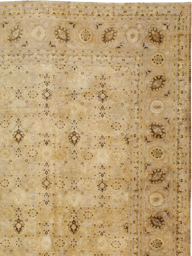 Antique Persian Tabriz Carpet, No.17178 - Staging