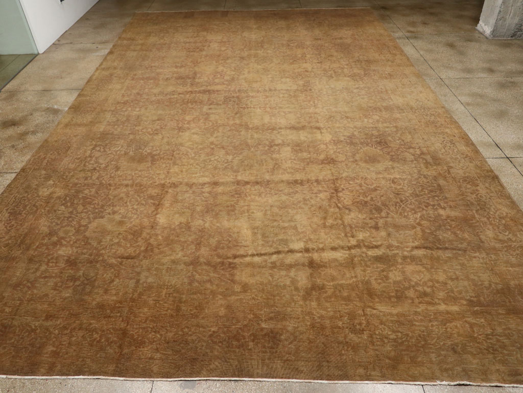 Antique Indian Lahore Oversize Carpet, No.17203 - Staging