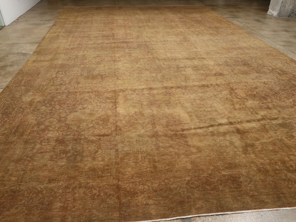 Antique Indian Lahore Oversize Carpet, No.17203 - Staging