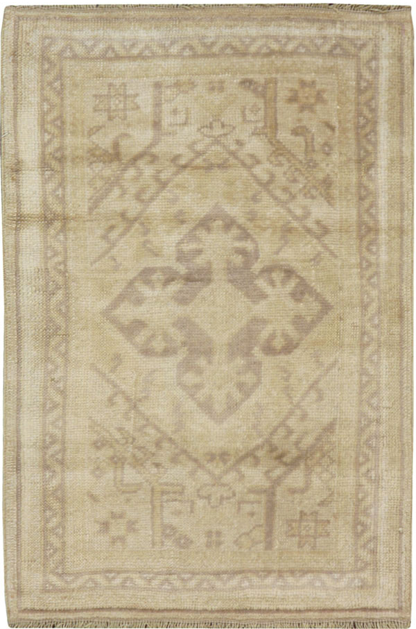 Antique Turkish Oushak Rug, No.17227 - Staging