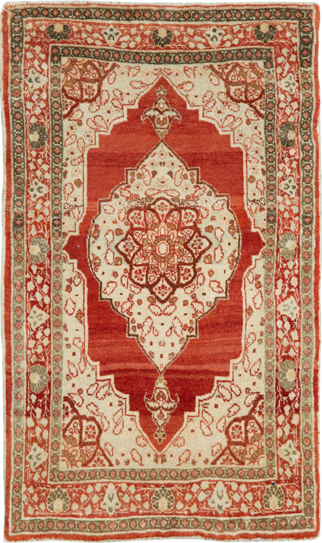 Antique Persian Tabriz Hagi Jalili Rug, No.17248 - Staging