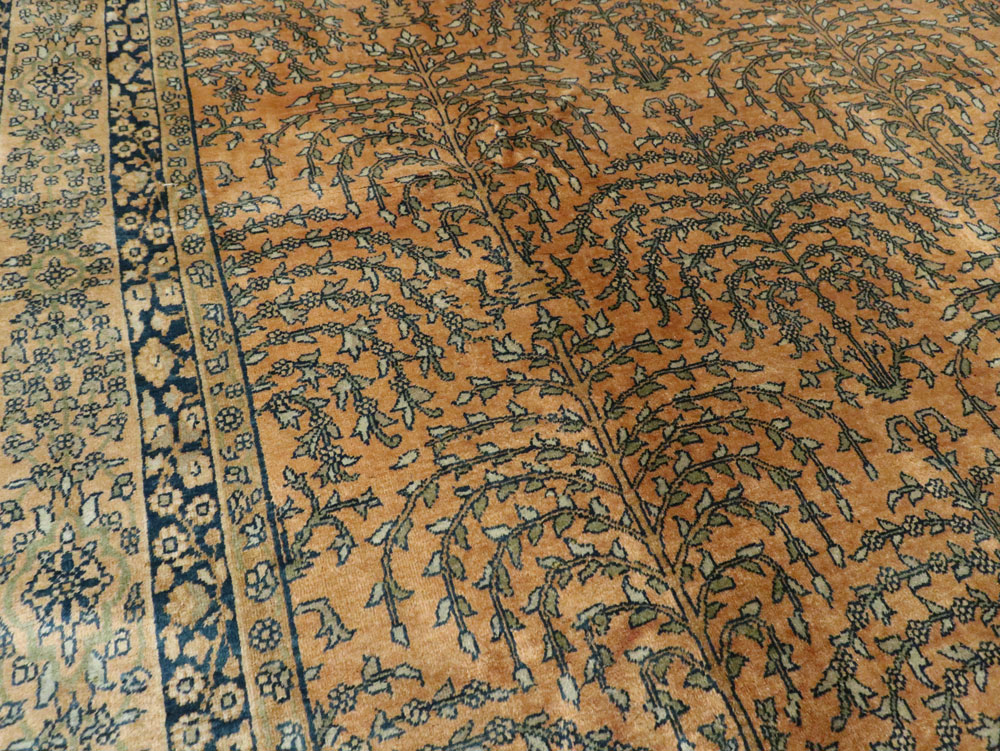 Vintage Indian Lahore Carpet, No.17253 - Staging
