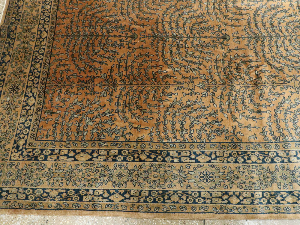 Vintage Indian Lahore Carpet, No.17253 - Staging