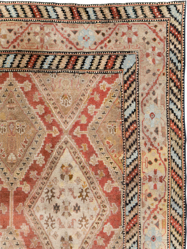 Vintage Indian Lahore Room Size Carpet, No.17256 - Staging
