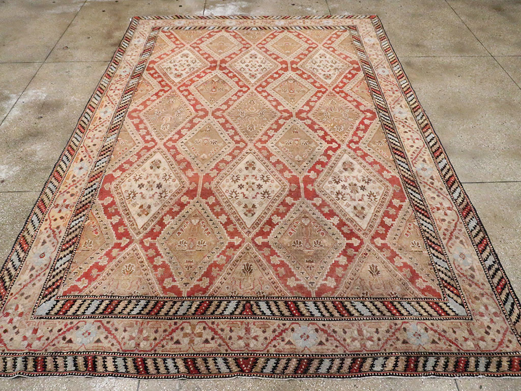 Vintage Indian Lahore Room Size Carpet, No.17256 - Staging