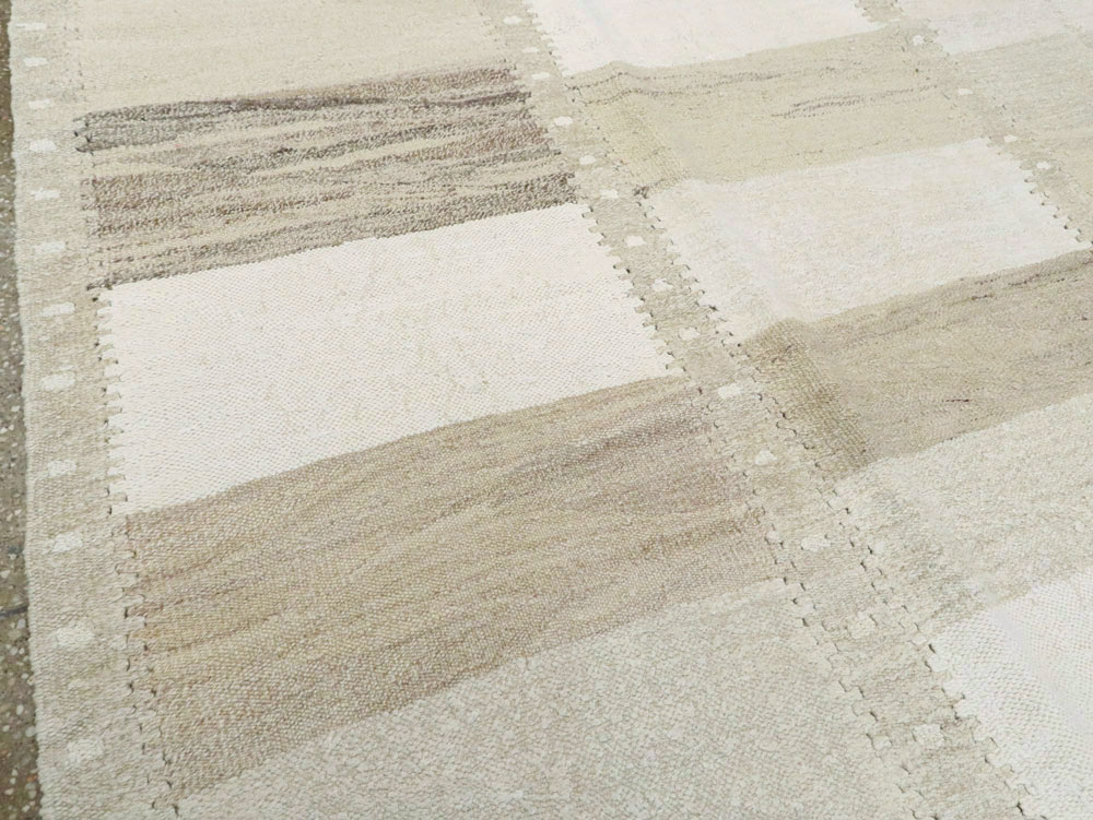 Vintage Turkish Flatweave Kilim, No.17267 - Staging