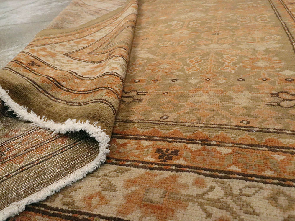 Antique Persian Malayer Rug, No.17278 - Staging