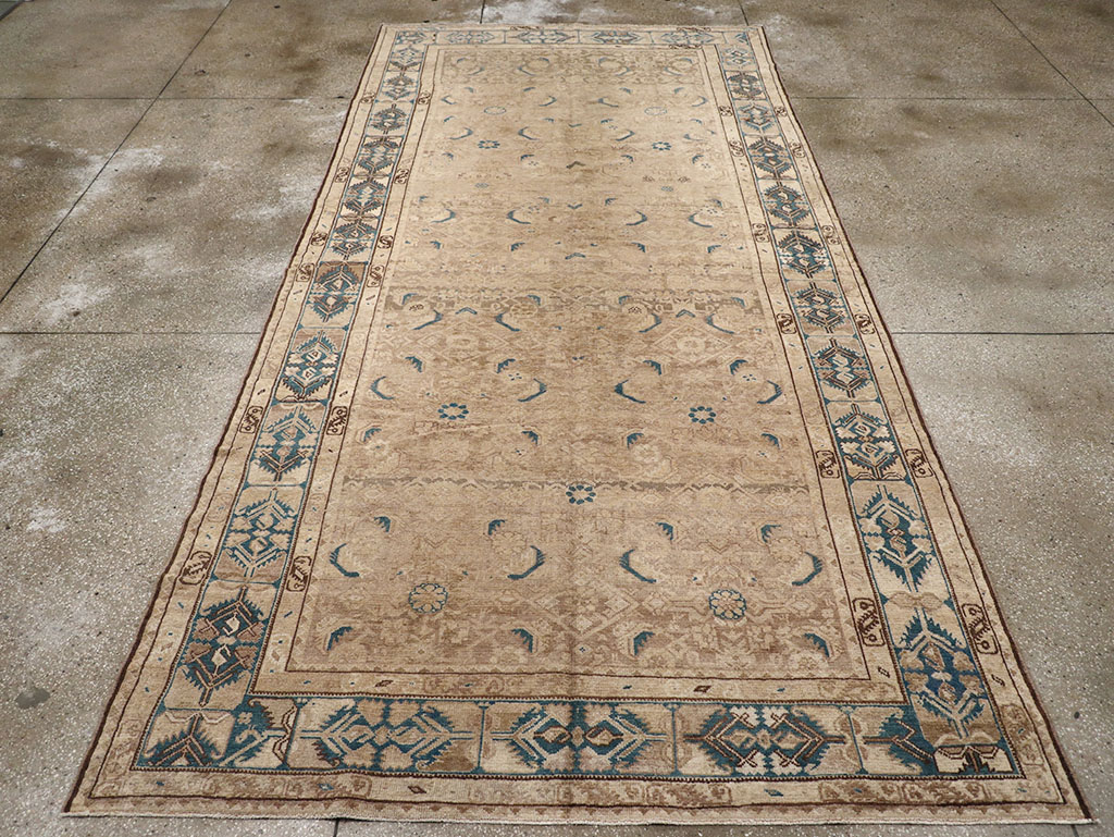 Antique Persian Malayer Rug, No.17313 - Staging