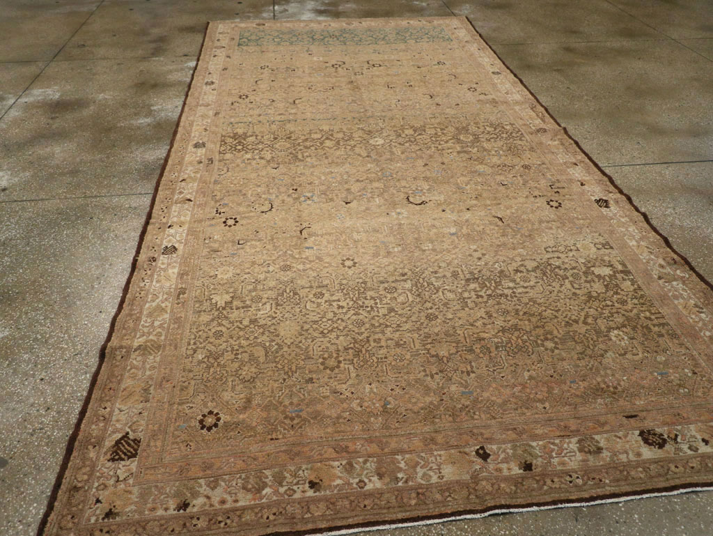 Vintage Persian Malayer Carpet, No.17317 - Staging