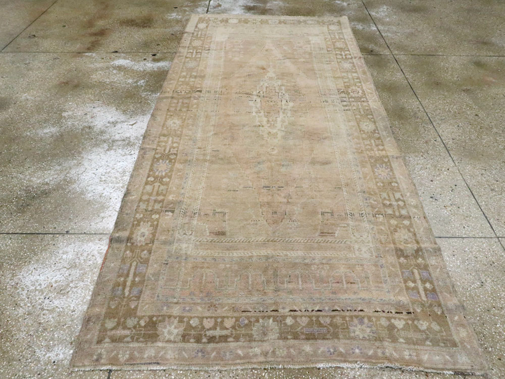 Antique Turkish Oushak Carpet, No.17323 - Staging