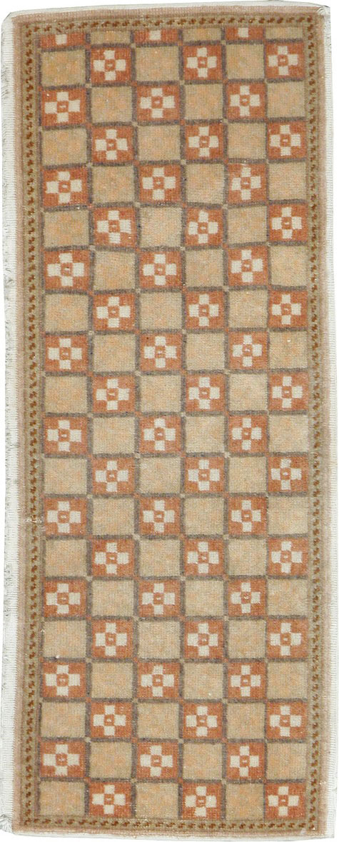 Antique Turkish Sivas Rug, No.17337 - Staging