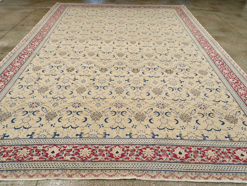 Vintage Turkish Sivas Carpet, No.17338 - Staging