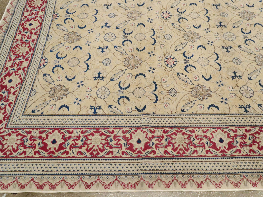 Vintage Turkish Sivas Carpet, No.17338 - Staging