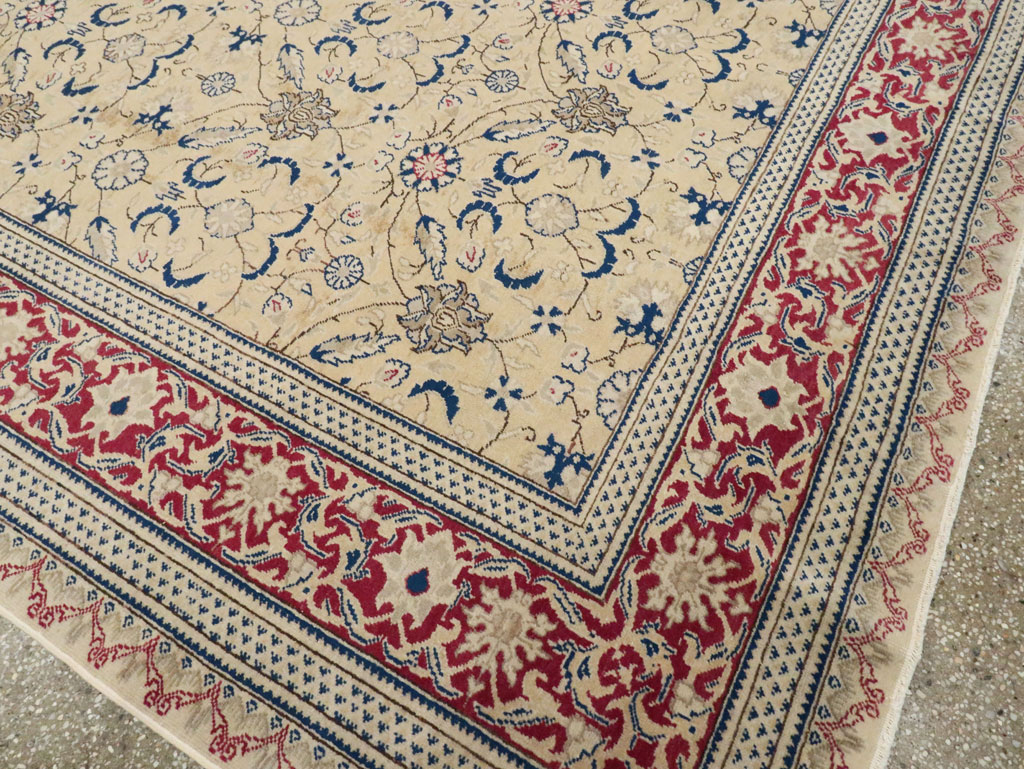 Vintage Turkish Sivas Carpet, No.17338 - Staging