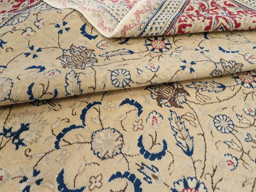 Vintage Turkish Sivas Carpet, No.17338 - Staging