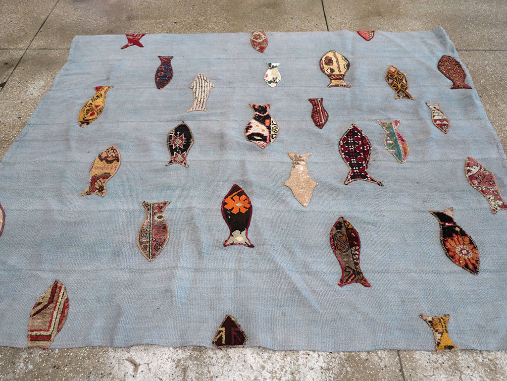 Contemporary Turkish Kilim Accent Rug, No.17367 - Staging