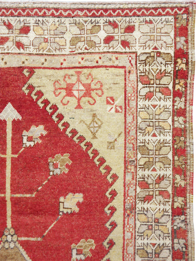 Antique Oushak Carpet, No.17376 - Staging