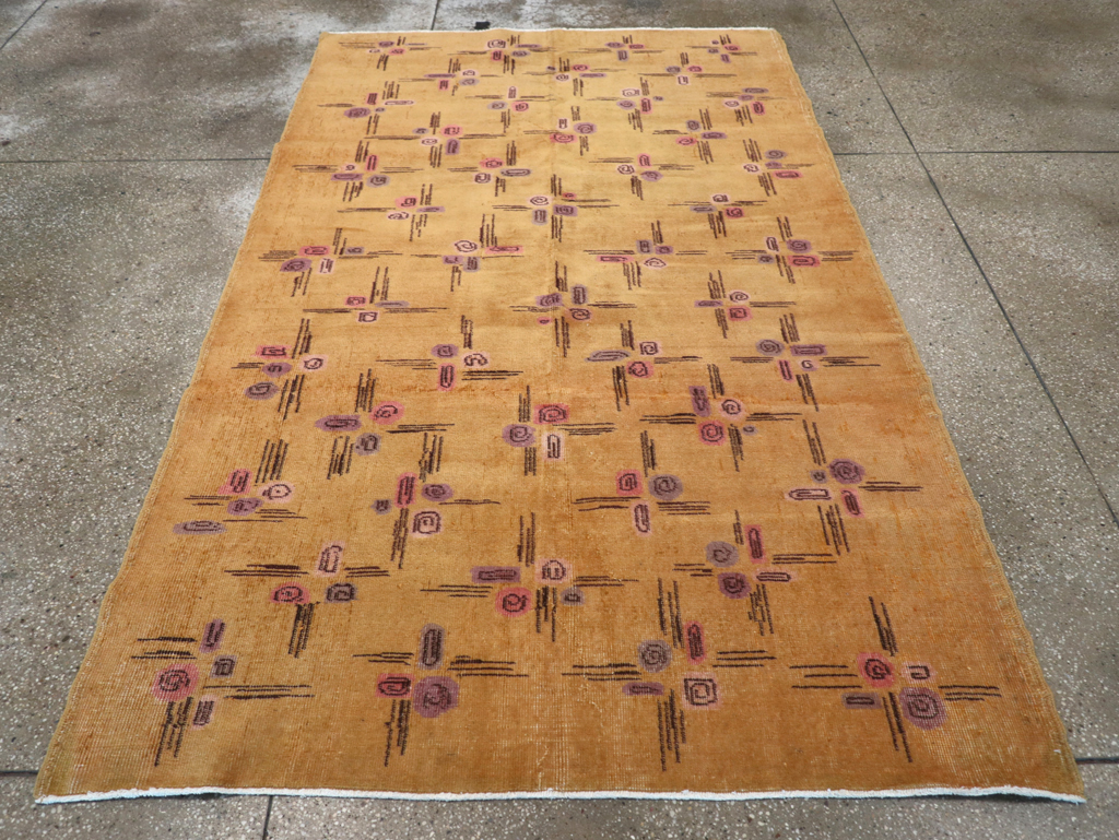 Vintage Turkish Anatolian Carpet, No.17380 - Staging