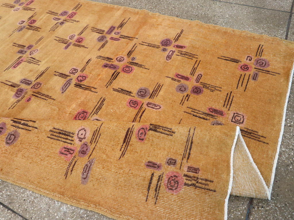 Vintage Turkish Anatolian Carpet, No.17380 - Staging