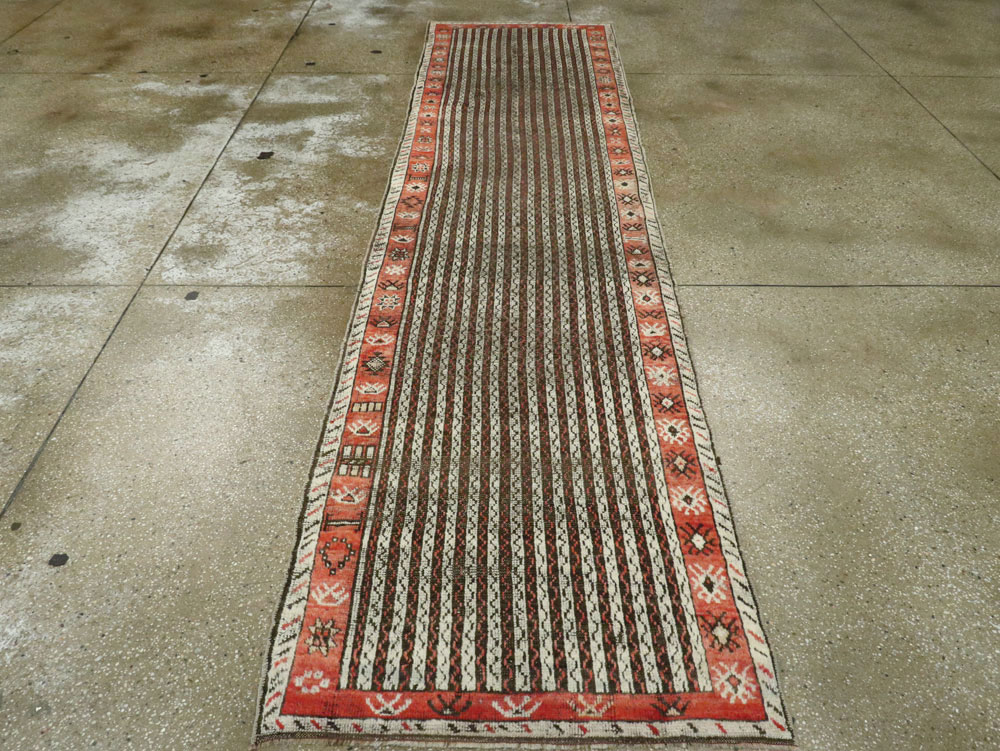 Antique Turkish Ghiordes Runner, No.17418 - Staging