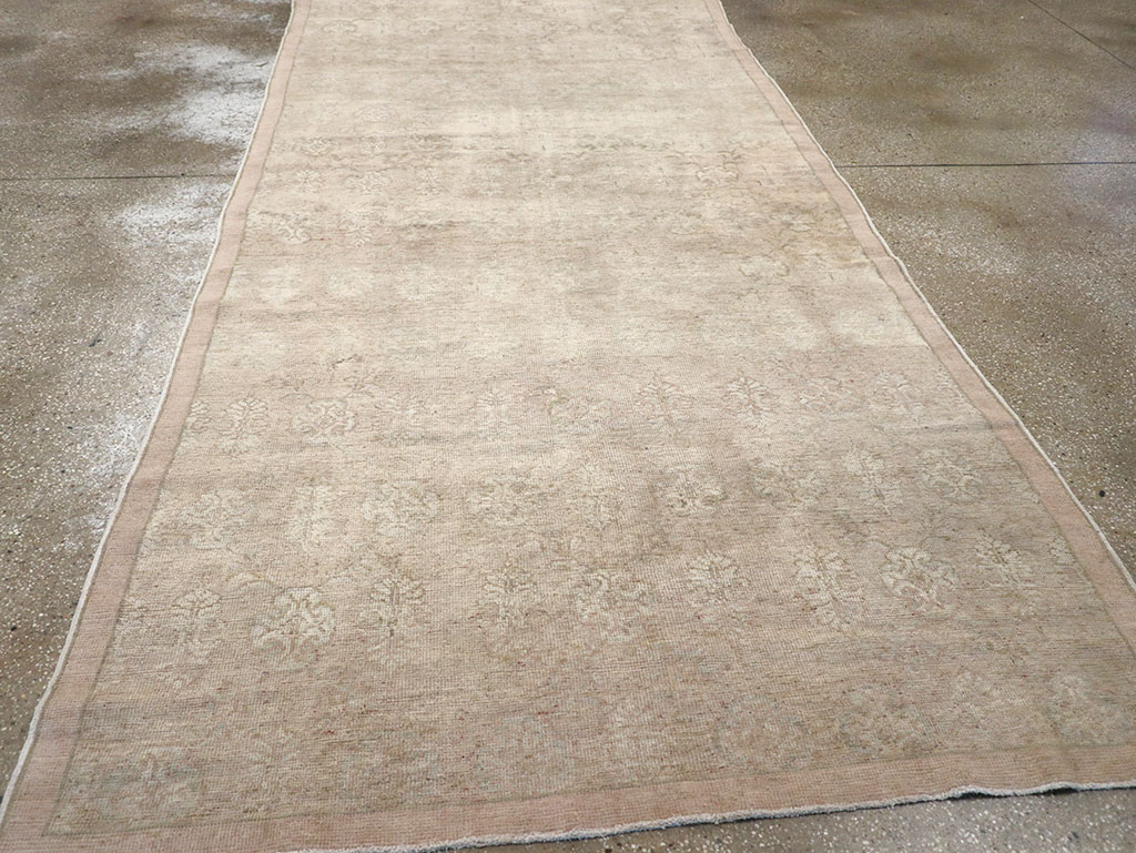 Vintage Turkish Anatolian Gallery Rug, No.17419 - Staging