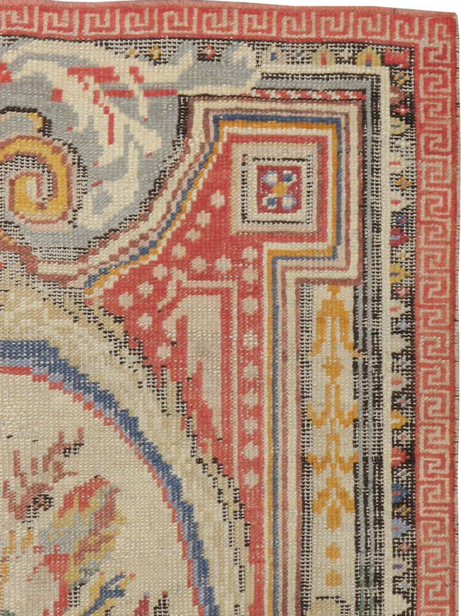 Antique Turkish Ghiordes Rug, No.17427 - Staging