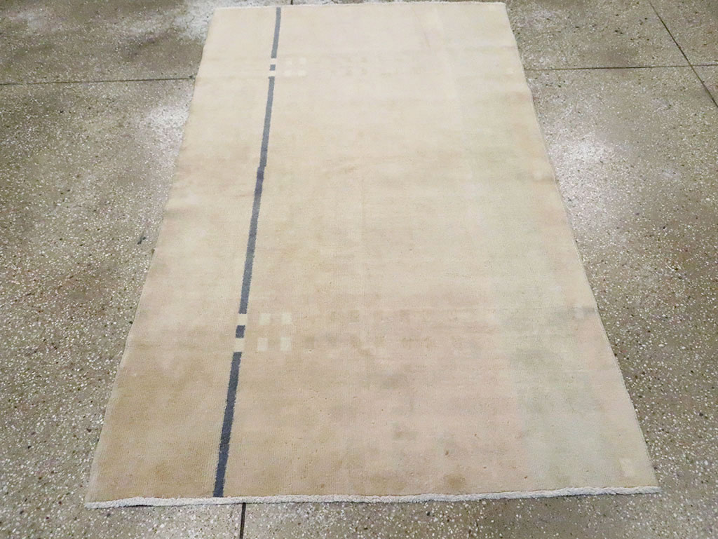 Vintage Turkish Anatolian Modernist Rug, No.17430 - Staging