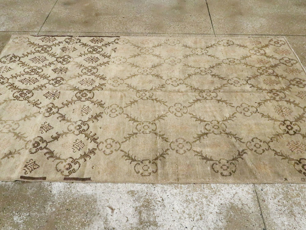 Vintage Turkish Anatolian Rug, No.17435 - Staging