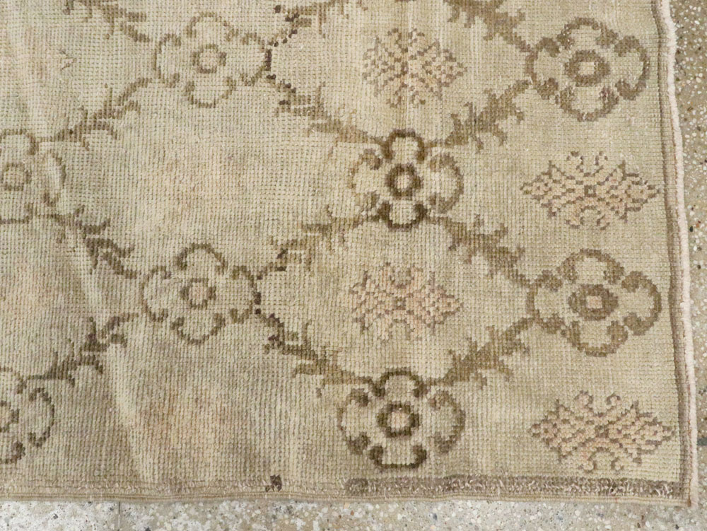 Vintage Turkish Anatolian Rug, No.17435 - Staging