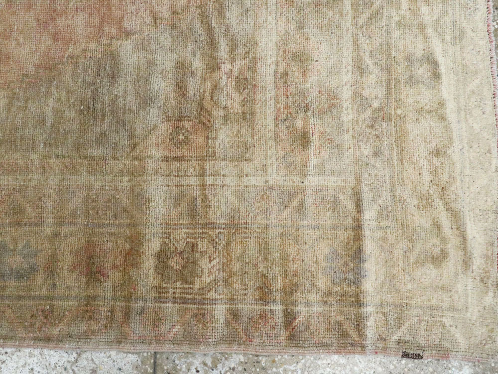 Vintage Turkish Oushak Rug, No.17436 - Staging