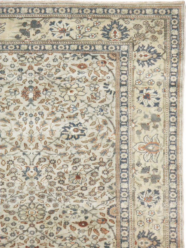 Vintage Turkish Sivas Accent Carpet, No.17439 - Staging