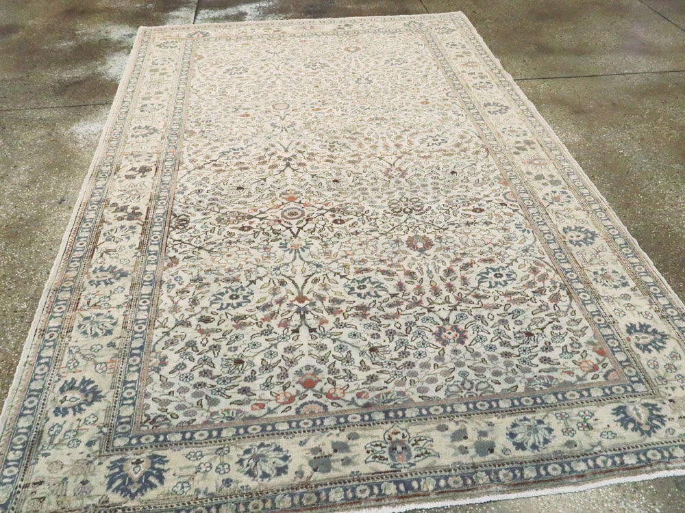Vintage Turkish Sivas Accent Carpet, No.17439 - Staging