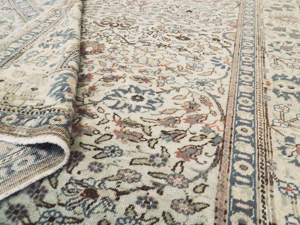 Vintage Turkish Sivas Accent Carpet, No.17439 - Staging