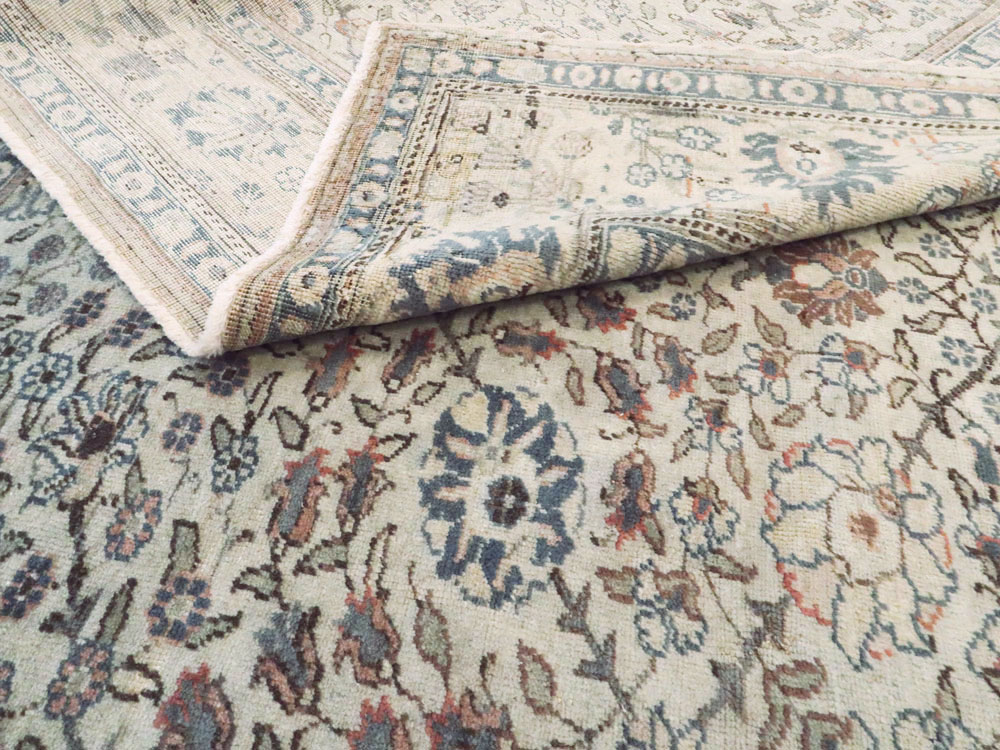 Vintage Turkish Sivas Accent Carpet, No.17439 - Staging