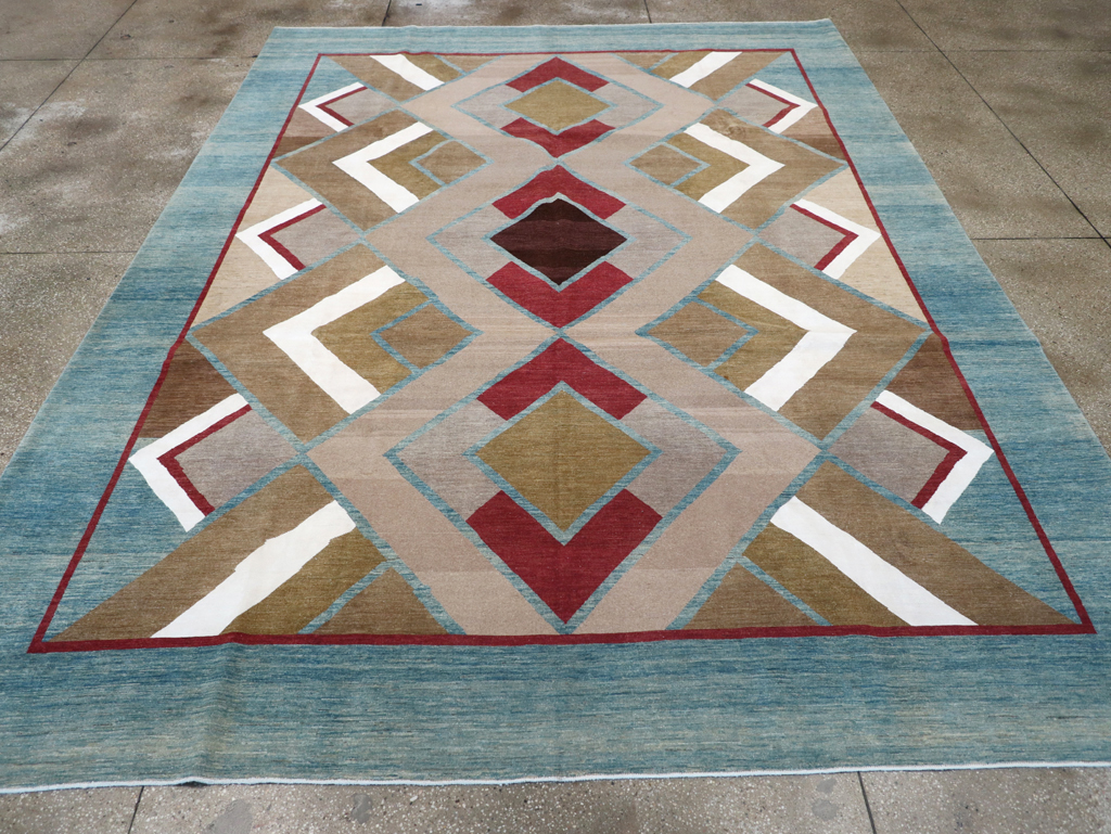Modernist Persian Tabriz Carpet, No.17507 - Staging