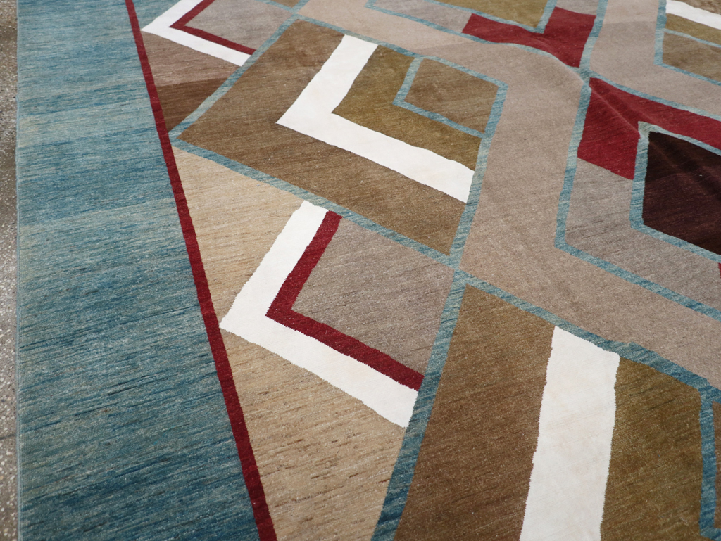 Modernist Persian Tabriz Carpet, No.17507 - Staging