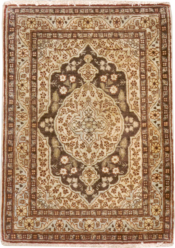 Antique Persian Tabriz Hagi Jalili Rug (Pair: 2 of 2), No.17519 - Staging