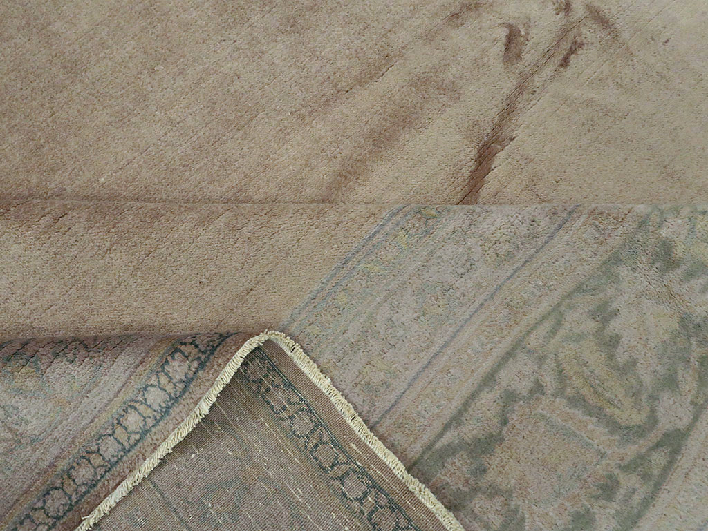 Antique Indian Agra Carpet, No.17547 - Staging