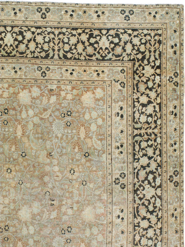 ANtique Persian Mashad Carpet, No.17550 - Staging