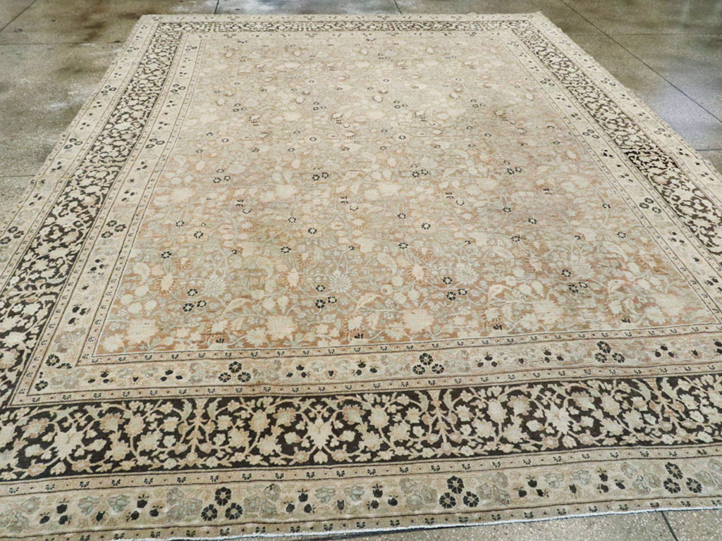 ANtique Persian Mashad Carpet, No.17550 - Staging