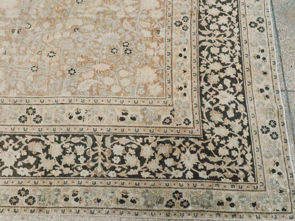 ANtique Persian Mashad Carpet, No.17550 - Staging