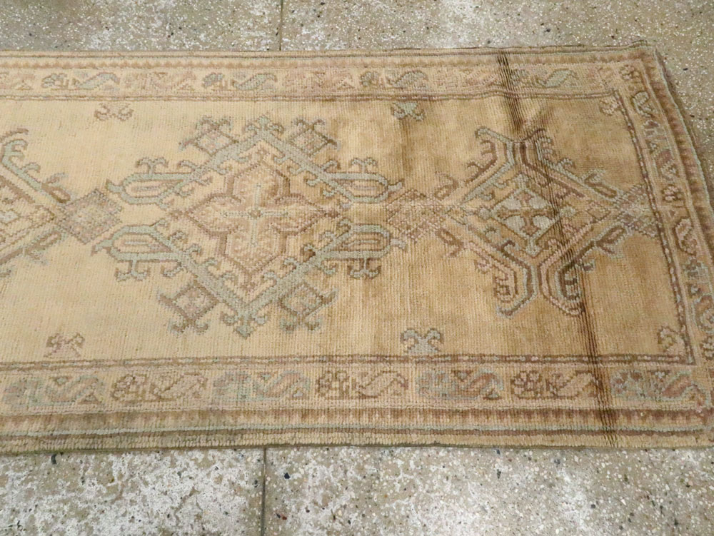 Antique Turkish Oushak Runner, No.17555 - Staging