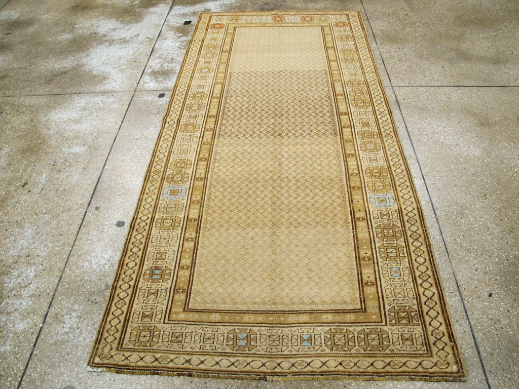 Vintage Persian Kurdish Rug, No.17565 - Staging
